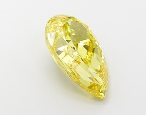 Excellente pierre précieuse en diamant CVD cultivé en laboratoire, de qualité polonaise, 5,21 carats, couleur jaune vif fantaisie, forme poire modifiée, clarté VS1 - Product Image 3