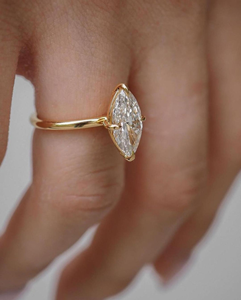 Bague en moissanite taille marquise plaquée or 18 carats, bague de fiançailles solitaire, alternative au diamant, bague de mariage pour femme - Product Image 5