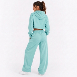 Ensemble décontracté confortable pour femmes, sweat-shirt doux et pantalon ample pour la maison et les voyages - Product Image 2