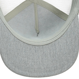Casquette trucker grise à 6 panneaux avec dos en maille et patch en cuir sur le panneau avant, ajustable pour adultes, unisexe, décontractée, pour le printemps et l'été - Product Image 6