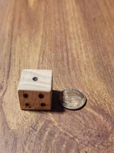 Fabricant de dés en bois OEM personnalisés, dés en bois polyédriques personnalisés pour jeux de société, accessoire de jeu de table haut de gamme - Product Image 6