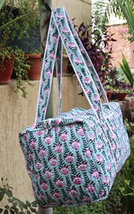 Grand sac de voyage matelassé jaune vintage, utilisations multiples, unisexe, fait main, tendance, coton doux, haute qualité, personnalisable - Product Image 6