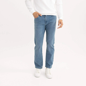 Jeans de Mezclilla de Pierna Recta, Cintura Media, Lavado Medio, para Mujer, Casuales, Largos, 100% Algodón, Corte Regular, Estilo Primavera - Product Image 3