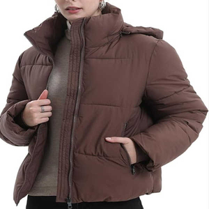 Veste d'hiver matelassée noire pour femme, à capuche, manches longues, rembourrage épais en polyester, coupe-vent, courte, fermeture éclair - Product Image 3