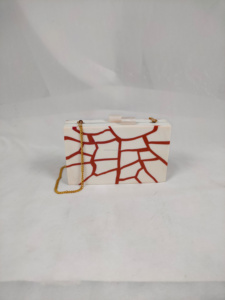 Pochette de soirée glamour en résine nacre, forme personnalisée, faite à la main, peinte à la main, couleurs personnalisées, art de la mode, objet de collection - Product Image 2