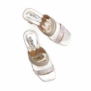 FN7898สีทองแฟนซีกีฬาสำหรับรองเท้าแตะสะดวกสบายและทันสมัย - Product Image 1