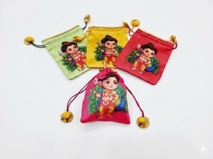 Bolsas Potli de Seda Premium con Estampado de Kartikeya Murugan y Borde de Encaje Dorado, Bolsitas Étnicas con Cordón - Product Image 3