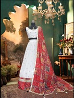 Set Lehenga Choli Putih Merah Bordir Cermin Tradisional India untuk Pesta Pernikahan Musim Dingin, Gaun Katun Panjang hingga Lantai untuk Wanita
