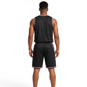 Tenue de sport d'entraînement de basketball unisexe respirante imprimée à séchage rapide, ensemble personnalisable avec logo, réversible, fabriquée en uniformes - Product Image 2