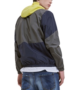 Chaqueta Deportiva con Capucha y Bloques de Color para Hombre, Cortavientos, con Cierre de Cremallera, Informal, para Otoño, Material de Poliéster - Product Image 4