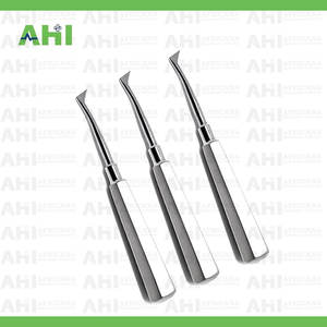 Élévateur dentaire manuel en acier inoxydable 27 L, certifié CE Classe I, avec poignée ergonomique argentée, instrument à main fabriqué au Pakistan - Product Image 4