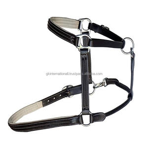 Coutures et rembourrage blancs fantaisie Licou de cheval en cuir noir de qualité supérieure Licou de course de chevaux au design personnalisé en pleine taille Cob - Product Image 2