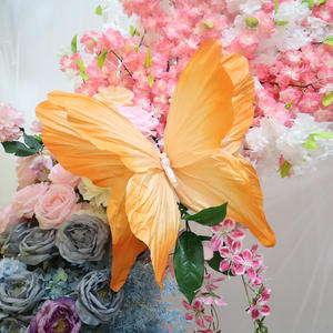 Decoraciones de Mariposas de Papel Crepé Elegantes y de Gran Tamaño LANJO, Arreglo Floral para Bodas y Eventos - Product Image 3