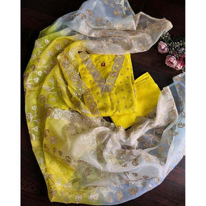 Ensemble de costume de soirée pour femmes de marque avec haut, pantalon et dupatta - Product Image 1