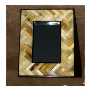 Cadre photo de luxe en incrustation d'os fait à la main avec cadre photo en bois au design personnalisé parfait pour la décoration du salon, du bureau et de l'hôtel - Product Image 6