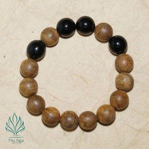 Pulsera de Agarwood de la Mejor Calidad, Regalo Significativo AL-SB-0011-12 con 4 Cuentas de Coral y 13 Cuentas de Agarwood Natural, Estilo Unisex - Product Image 2
