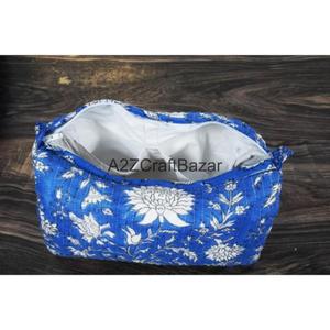 Pochette de maquillage légère en coton biologique matelassé, faite à la main en Inde, écologique, avec fermeture éclair, pour trousse de toilette, taille moyenne - Product Image 5