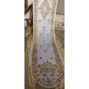 Tissu Somali Dirac très demandé pour les robes de mariée et de soirée pour femmes, disponible pour les acheteurs en gros et les marchés industriels. - Product Image 1