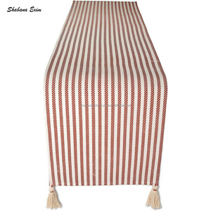 ผ้าปูโต๊ะผ้าฝ้ายทอจากอินเดียผ้าปูโต๊ะตกแต่งบ้านสไตล์นอร์ดิกสีแดงงานทำมือ - Product Image 1