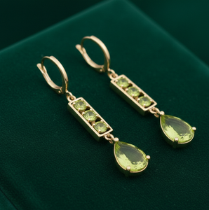 ต่างหูดีไซน์หยดน้ำสีเขียว ยาว 6 นิ้ว เงินแท้ 925 ชุบทอง 18K เครื่องประดับหรูหราโดดเด่น - Product Image 4