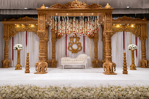 Diseño de Mandap para Bodas con Temática del Palacio Real de Rajwada, Mandapam para Bodas del Sur de la India, Diseño de Mandap para Bodas Hindúes, Recepción en EE. UU. - Product Image 5
