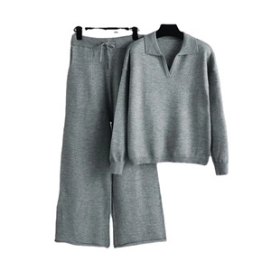 Ensembles tricotés à col rabattu décontracté pour femmes-deux pièces pull pantalon tenues amples pulls de survêtement avec motif solide - Product Image 1