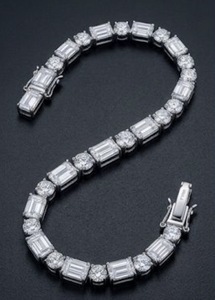 Bracelet de tennis Shravi Impex en moissanite taille émeraude, argent sterling 925, chaîne glacée, jonc unisexe, bijoux hip-hop, cadeau personnalisé - Product Image 4