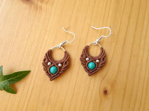 Pendientes Colgantes Vintage HARI OM CREATIONS con Cuentas de Latón Chapado en Rodio Negro, Forma de Pluma de Plata 925 para Mujer, Ideales para Bodas - Product Image 2