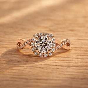 แหวนเพชรทรงกลม 1 กะรัต เพชรเลี้ยงในห้องปฏิบัติการ แหวนหมั้น ทองคำแท้ 10K 14K 18K ดีไซน์เครื่องประดับชั้นดี รับรองโดย IGI สี E VVS 1 กะรัต 0.30 กะรัต - Product Image 3
