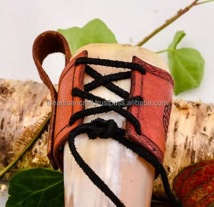 Corne à boire authentique pour les cérémonies et la décoration d'inspiration médiévale et viking Corne à boire artisanale - Product Image 4