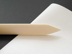 ที่พับกระดาษคุณภาพดีที่สุด ทำจากกระดูกควาย พร้อมเทคนิคการแกะสลัก ปลายแหลมข้างเดียว สำหรับตัดกระดาษ ราคา - Product Image 4