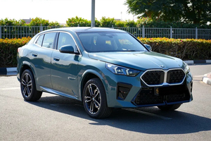 BMW X2 2.0 M Sport Marron SUV 2499cc 5 places 299ch 4 cylindres essence transmission automatique conduite à gauche 2026 - Product Image 2