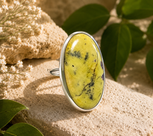KGN SILVER JEWELLERY HOUSE Bague en argent sterling massif 925 plaqué rhodium avec pierre précieuse naturelle Atlantisite, sertie clos, pour femme - Product Image 3