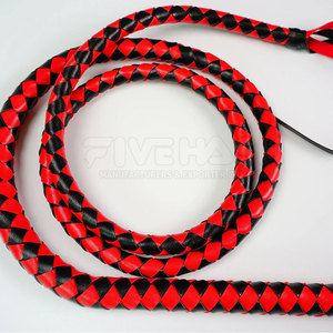 Fouet en cuir professionnel, cuir véritable, poignée robuste, design flexible, idéal pour la pratique, l'extérieur et la collection - Product Image 5