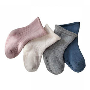 Calcetines para Bebé de Tela Suave y Transpirable de Primera Calidad, Ideales para Recién Nacidos y Niños Pequeños, para Uso Diario, Dormir y Actividades de Juego - Product Image 3