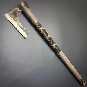 Haches Viking en Acier Forgé Faites à la Main sur Mesure avec Manche Enveloppé de Cuir – Haches de Camping et Tomahawks Viking en Gros - Product Image 1