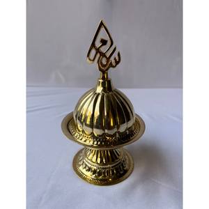 Brûleur d'encens en métal de style arabe, aux finitions polyvalentes, complète les décors modernes et traditionnels. - Product Image 6