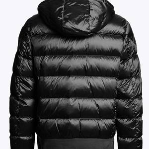 Veste matelassée personnalisée en gros, manteau d'hiver léger en duvet, service OEM, veste Colbert noire, veste à capuche noire pour homme Pharrell - Product Image 1