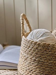 Juego de 3 cestas redondas de color oscuro hechas a mano de mimbre marino, cestas de almacenamiento al por mayor, ecológicas, hechas en Vietnam. - Product Image 2