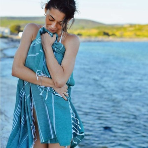 Paradise Fun Pestemal Toallas de playa personalizadas turcas Diseños de logotipos personalizables sin arena Juego de toallas de baño de lujo de algodón 100% - Product Image 3