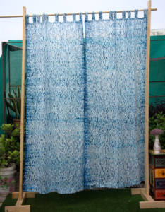 Rideau imprimé tie-dye en coton fait main, rideau de fenêtre bohème, décoration intérieure pour salon, chambre, hôtel, complexe hôtelier, taille personnalisée - Product Image 1