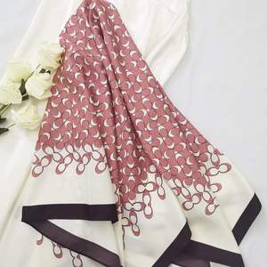 Foulard Carré en Soie Satinée Douce Premium pour Femme – Bandana Tendance, Écharpe de Tête, Foulard Cheveux, Foulard Cou, Imprimé Élégant, Designer pour Dames - Product Image 2