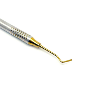 Espátula dental de doble punta ergonómica plateada con recubrimiento dorado para composite, modelo BBI-1846 de Bone Bridge Instruments, para rellenos dentales. - Product Image 2