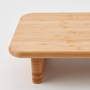 Plateau de service rectangulaire en chêne surélevé avec coins arrondis et pieds cylindriques, pour cérémonie du thé, OEM Vietnam - Product Image 2