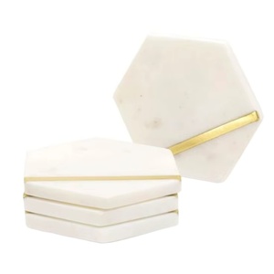 Sous-verres en marbre véritable naturel pour boissons, lot de 4, sous-verres modernes faits à la main, sous-verres blancs avec incrustation en laiton doré - Product Image 1