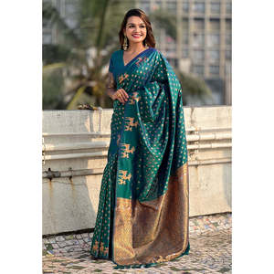 ผ้าซิ่นไหมสีเขียวเนื้อนุ่มลายทอแบบดูอัลซารี พร้อมขอบลายกวางสุดหรู - Product Image 4