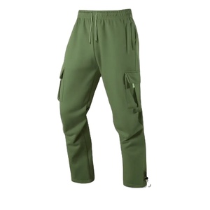 Pantalon de survêtement cargo épais pour homme, style streetwear ample, en molleton, avec plusieurs poches, coupe décontractée, logo personnalisé, en coton - Product Image 1