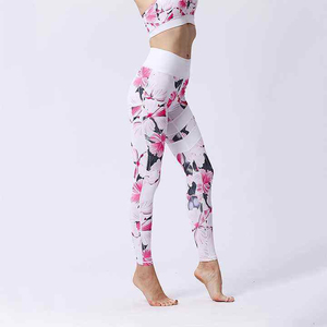 Ensemble de yoga 2 pièces pour femme, taille haute, doux et léger, respirant et écologique, nouveau design, tendance, couleur unie, vente en gros, best-seller - Product Image 2