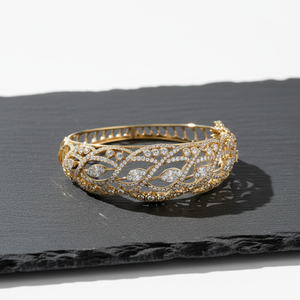 Bracelet jonc en diamant de laboratoire tressé en or 14K 18K, bijoux fins élégants et luxueux pour femmes, design tressé unique - Product Image 4