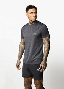 Vêtements de sport de jogging d'été personnalisés de haute qualité en gros Nouveau survêtement de gymnastique en polyester et short court 2 pièces Ensemble de t-shirts pour hommes - Product Image 4